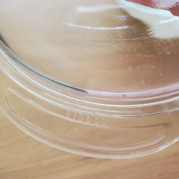 Vintage Pyrex 022 White Opal Casserole Dish With Lid - Picture 12 of 15